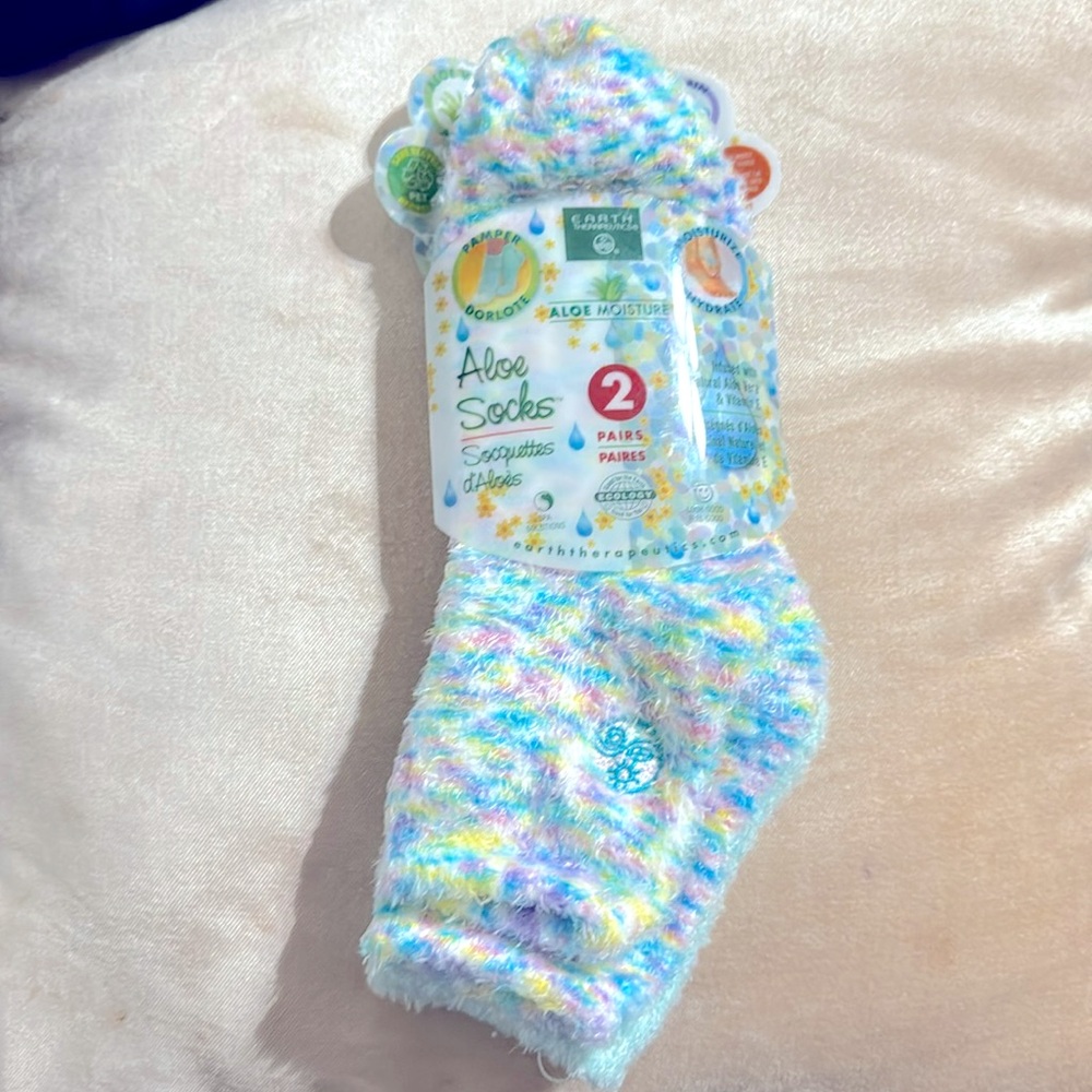 Aloe Moisture Aloe Socks With Vitamin E